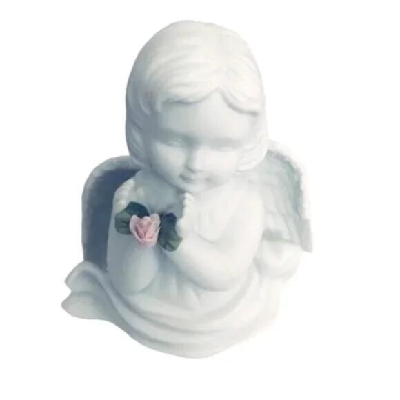 Porcelain Angel Holding a Rose - Picture 2 of 6